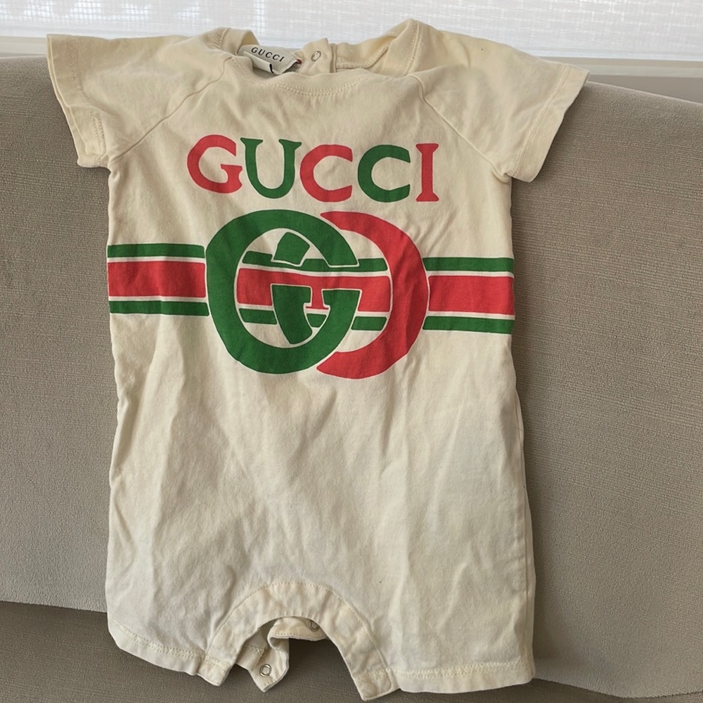 Gucci one piece onesie 6-9 months